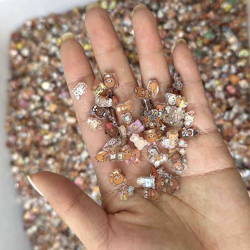 Resin Art Case - リラックマのアクリル製コンフェッティ（1cm）、50個入り/100個入り。DIY用、シェイカーチャーム、装飾品。スマートフォンケースやレジン用の流砂装飾にも。